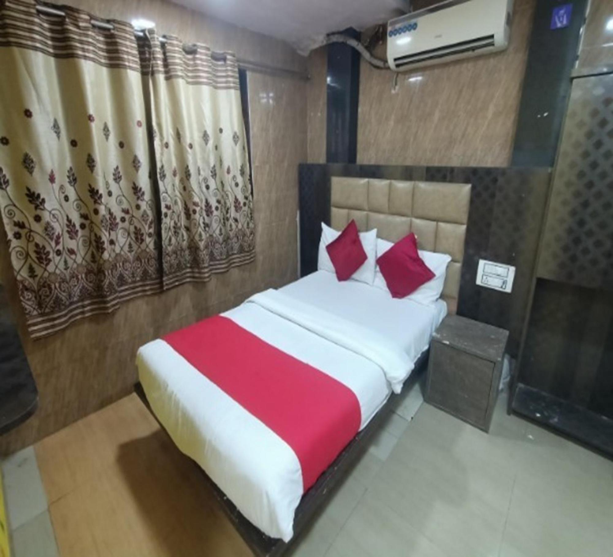 Sai Leela Near Airport * Mumbai